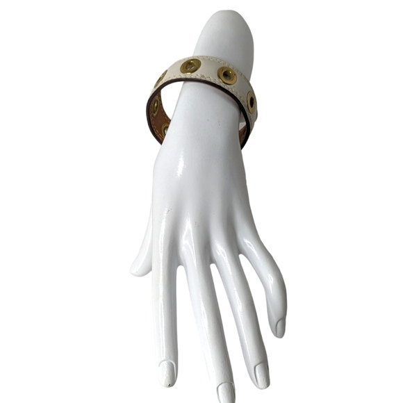 Coach White Leather & Gold Grommet Minimalist Bangle Bracelet - Picture 4 of 8